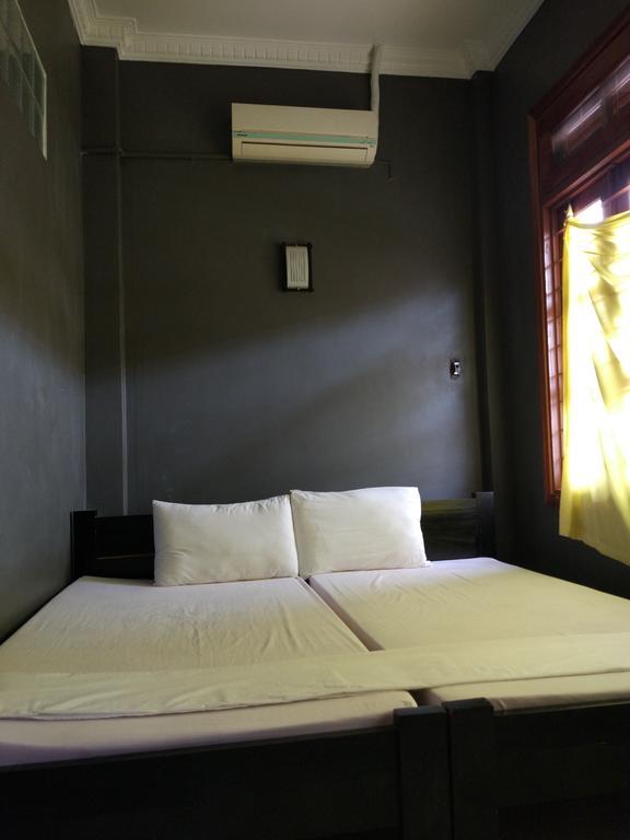 Bird'S Nest Hostel Kampot Exterior photo